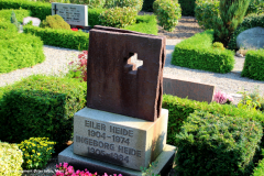 61_Gravsten, Ø. Jølby Mors