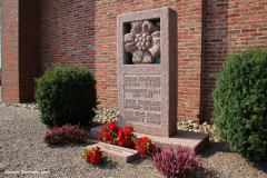 64_Gravsten Ø. Jølby Mors