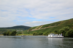 Vandvejen Mosel - Der er en betydelig fragtskibsfart på Mosel